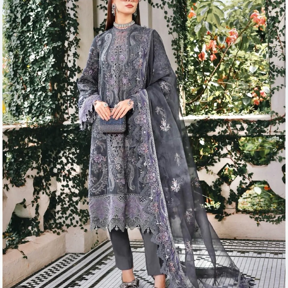 Maria b three piece winter dress 2025